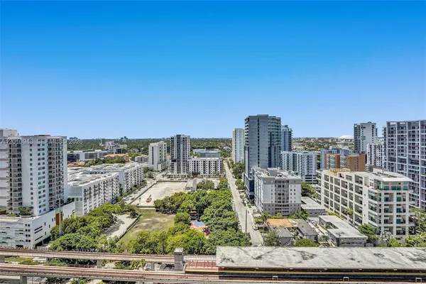 $4,300 | 1111 Southwest 1st Avenue, Unit 2325N, Miami, FL 33130