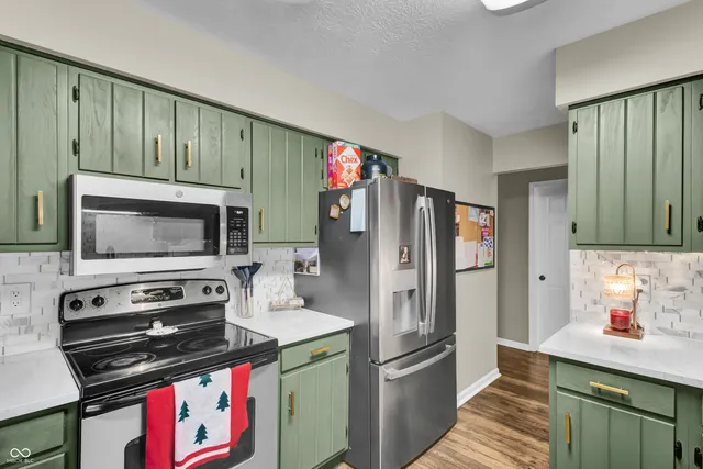 $305,000 | 3701 Balsam Court, Columbus, IN 47203