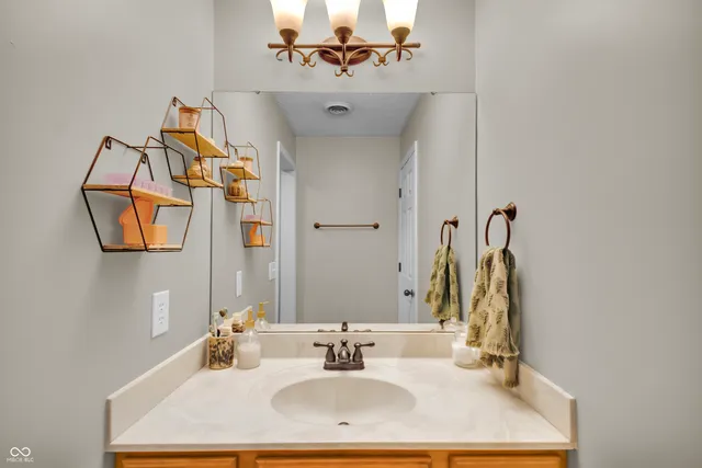 $305,000 | 3701 Balsam Court, Columbus, IN 47203