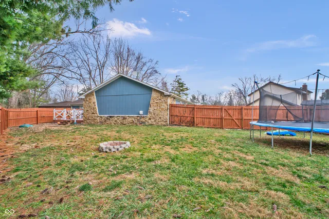 $305,000 | 3701 Balsam Court, Columbus, IN 47203