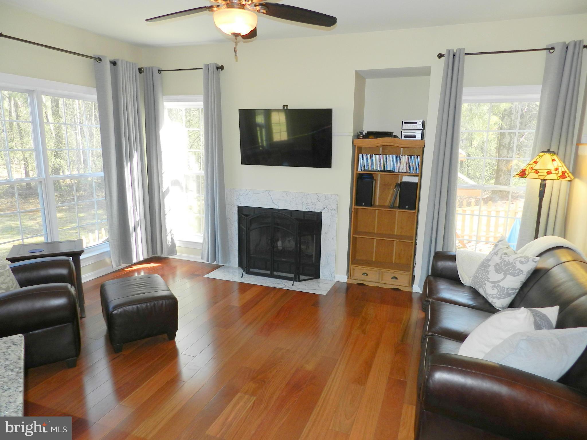 14929 Mount Nebo Road Poolesville, MD 20837 - Photo 14 of 28 Family Room