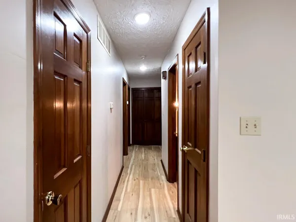 $2,300 | 1633 Greenfield Court, Bloomington, IN 47401