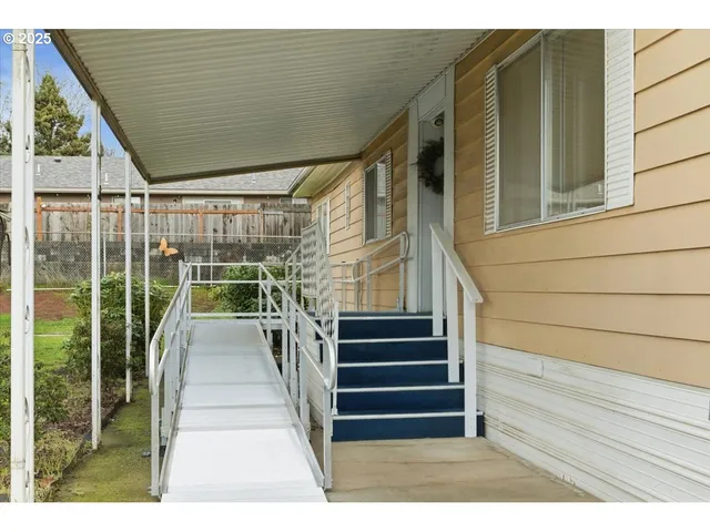 a view of entryway with stairs