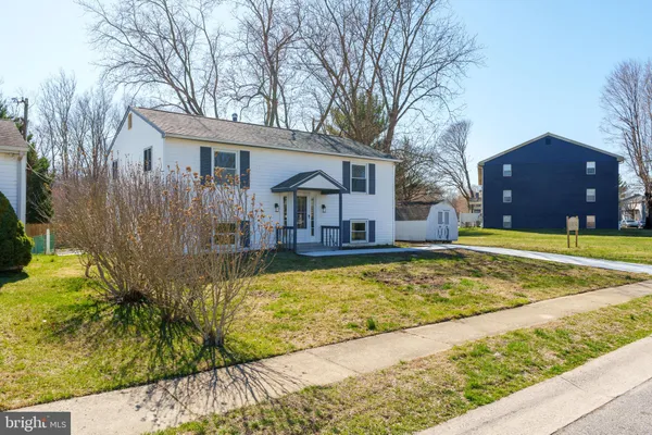 $2,750 | 150 Fairway Road, Newark, DE 19711