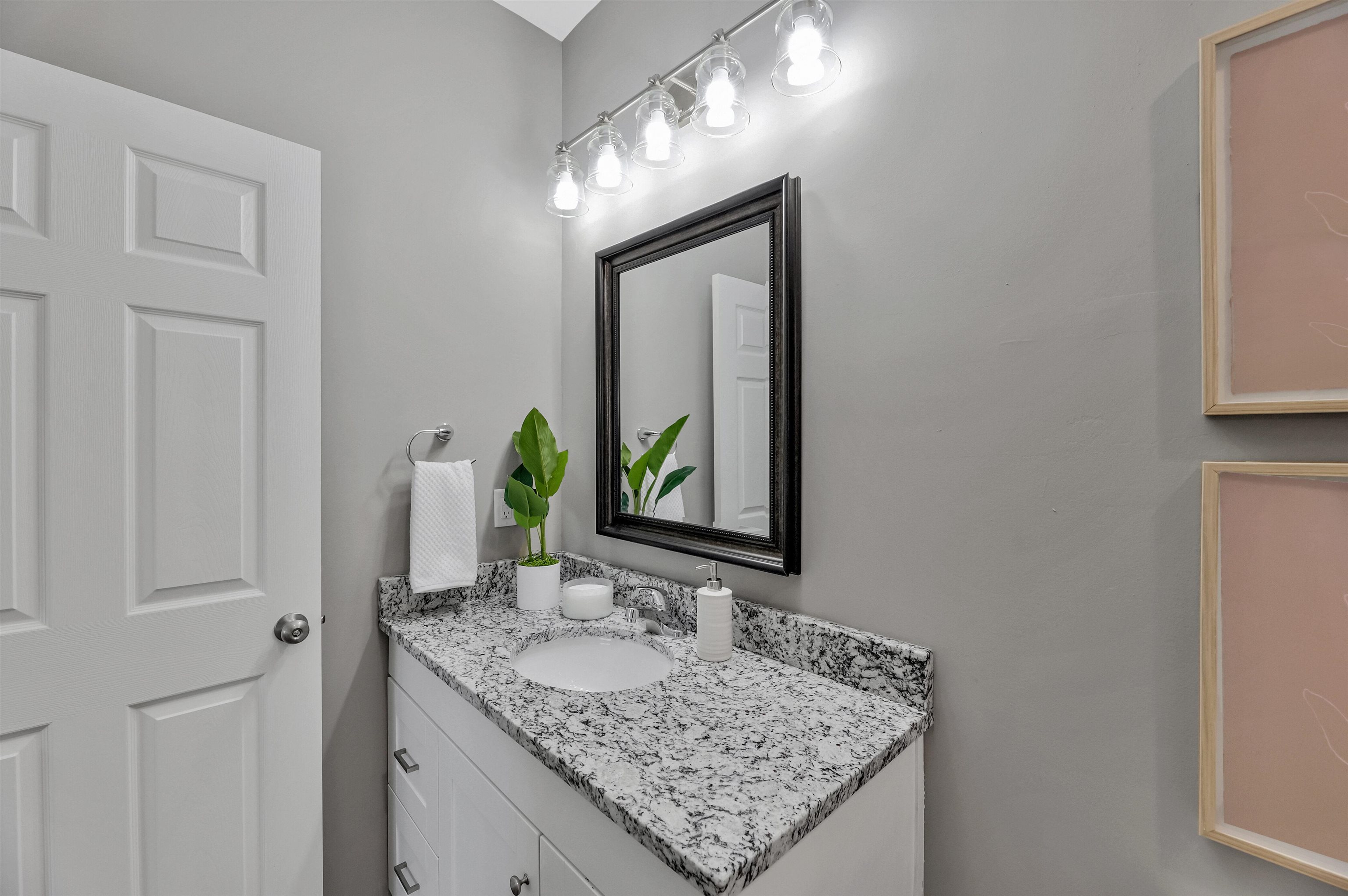 2031 West 13th Street North, Unit 12 Wichita, KS 67203 - Photo 22 of 28