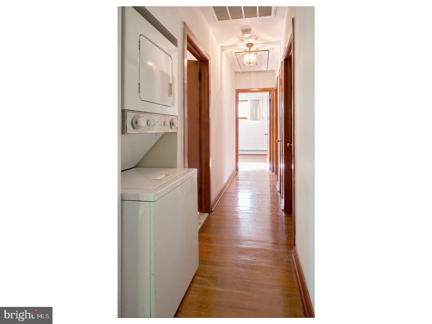 4197 Bridgeboro Road Moorestown, NJ 08057 - Photo 12 of 24 Hallway