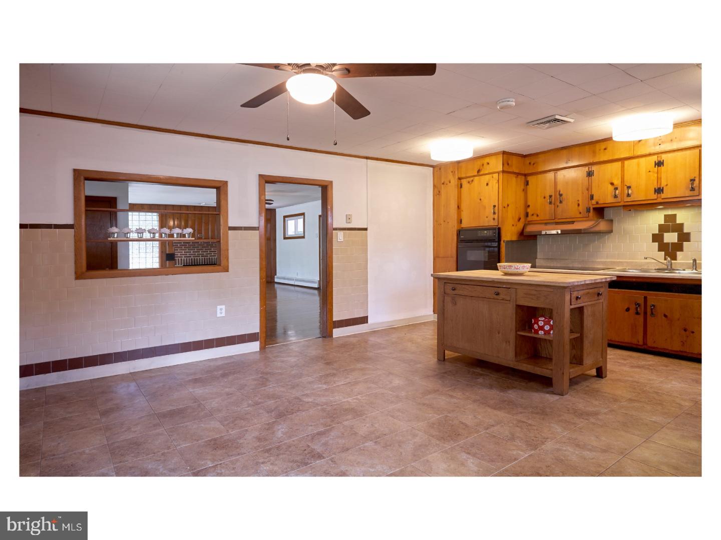 4197 Bridgeboro Road Moorestown, NJ 08057 - Photo 8 of 24 Kitchen
