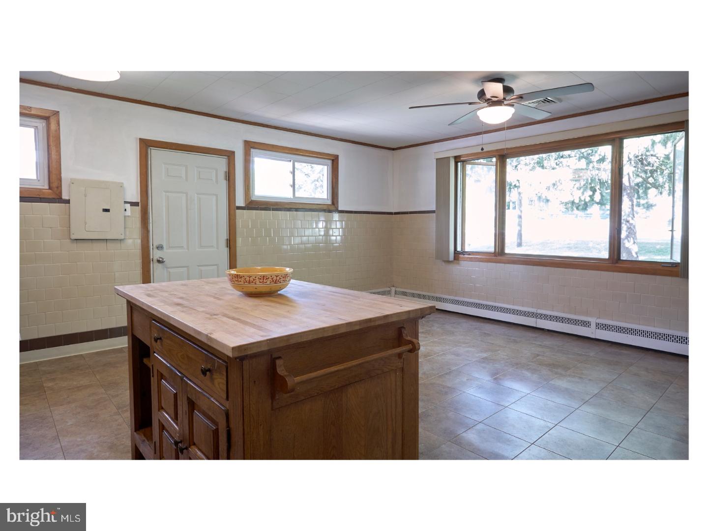4197 Bridgeboro Road Moorestown, NJ 08057 - Photo 10 of 24 Kitchen