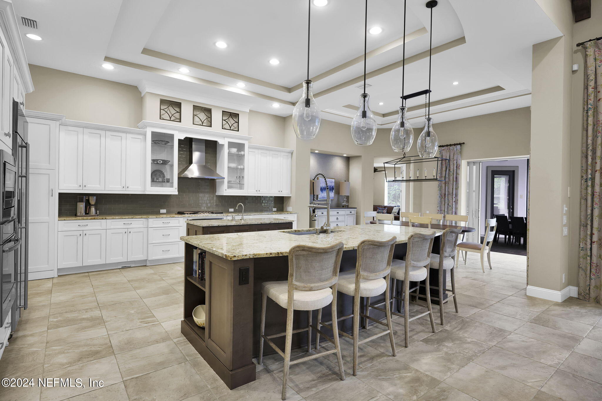 125 Senora Court St. Augustine, FL 32095 - Photo 11 of 109 Kitchen w/ Tray Ceiling