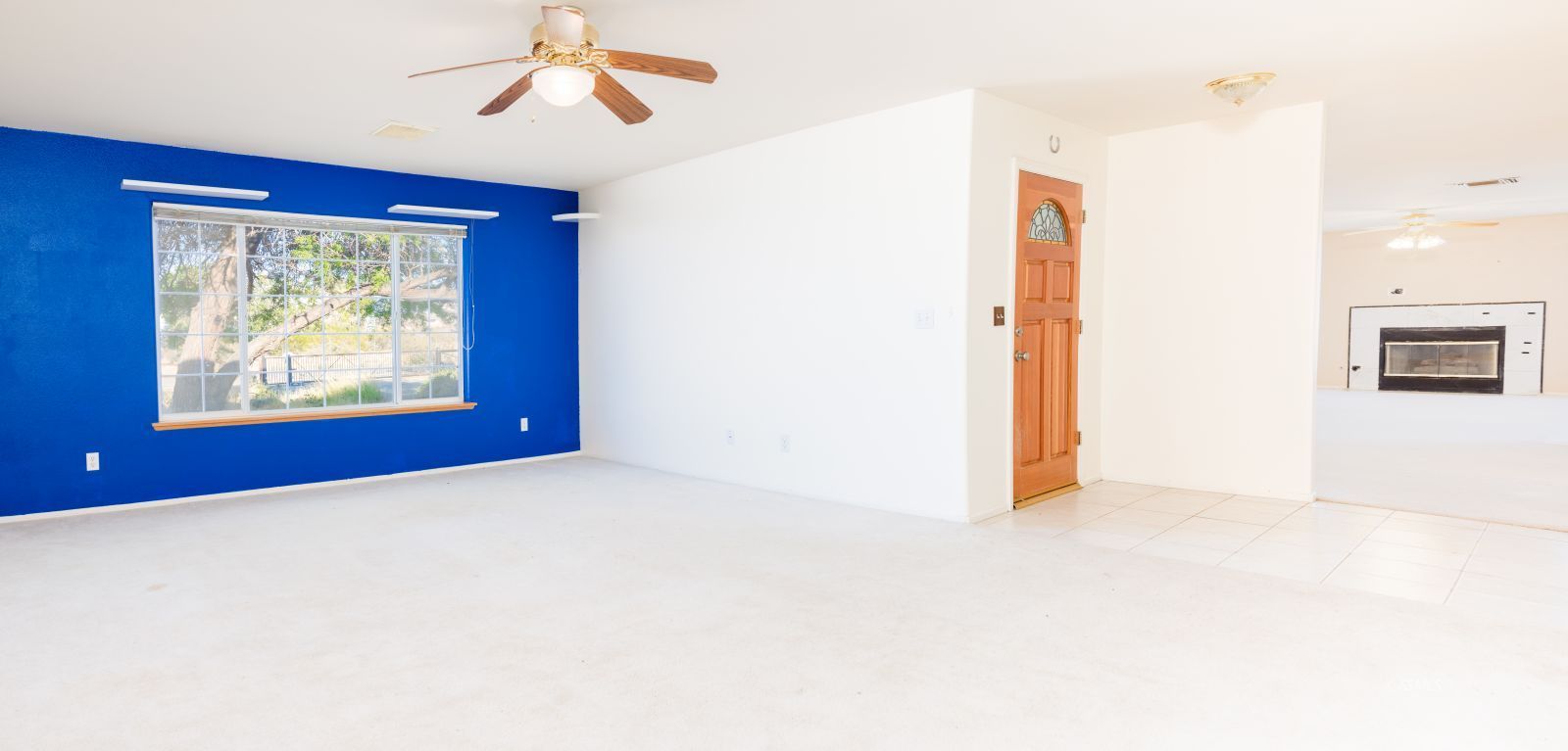 1359 Maturango Street Ridgecrest, CA 93555 - Photo 7 of 38 a view of an empty room with a window