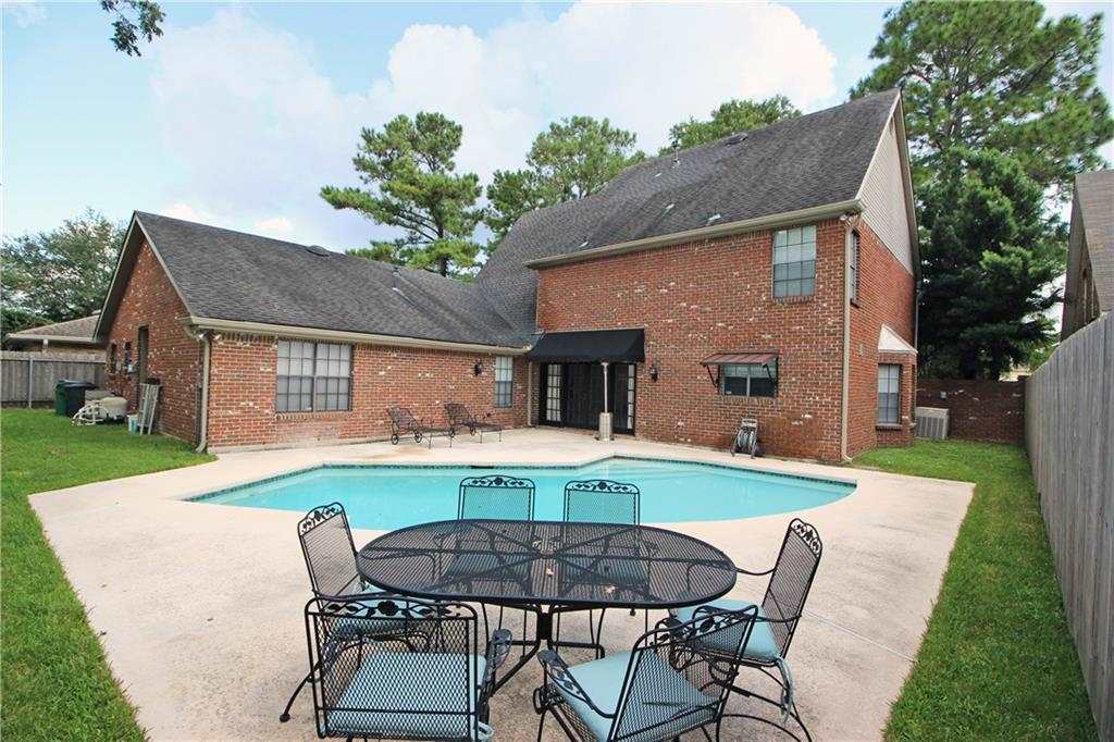 8800 Chretien Point Place River Ridge, LA 70123 - Photo 5 of 24