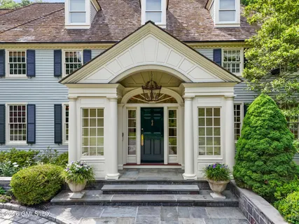 $7,995,000 | 115 Lower Cross Road, Greenwich, CT 06831