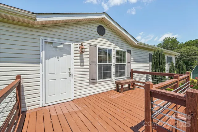 $299,999 | 1069 Heather Glen Drive, Catawba, NC 28609