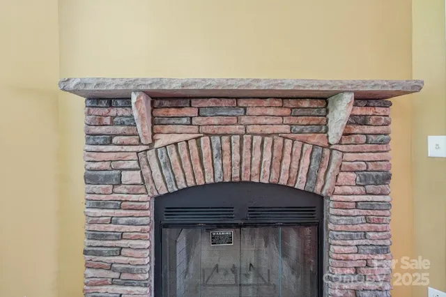 $299,999 | 1069 Heather Glen Drive, Catawba, NC 28609