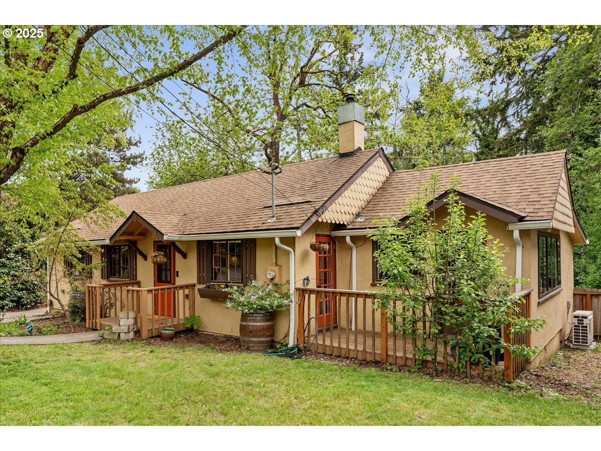 2906 Southwest Spring Garden Street Portland, OR 97219 - Photo 36 of 43 Gallery Image 36