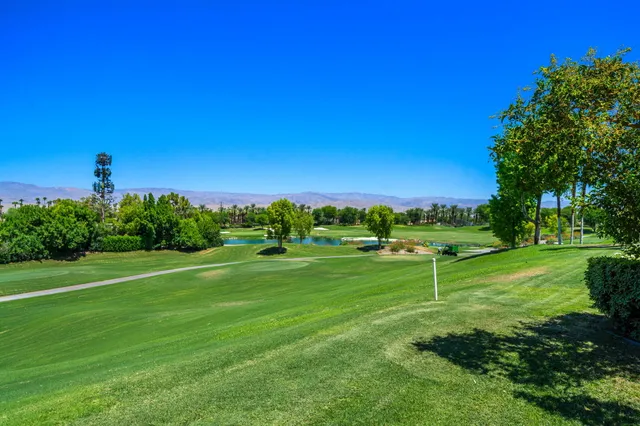 $1,275,000 | 228 White Horse Trail, Palm Desert, CA 92211