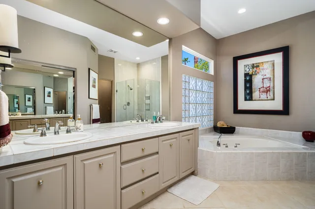 $1,275,000 | 228 White Horse Trail, Palm Desert, CA 92211