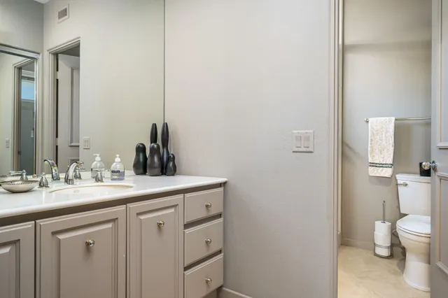 $1,275,000 | 228 White Horse Trail, Palm Desert, CA 92211