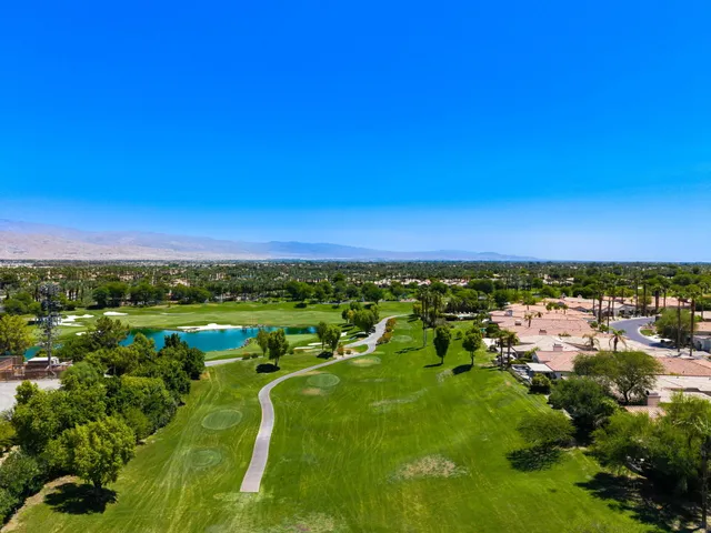 $1,275,000 | 228 White Horse Trail, Palm Desert, CA 92211