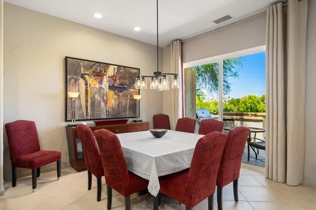 $1,275,000 | 228 White Horse Trail, Palm Desert, CA 92211