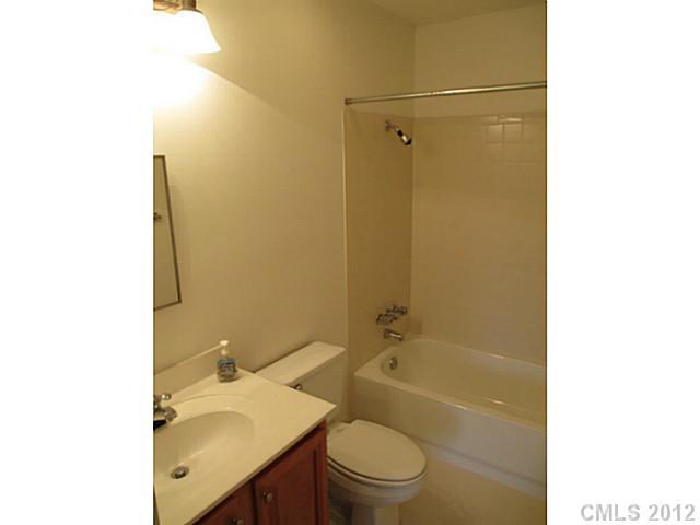 1600 Sharon Road West, Unit 12 Charlotte, NC 28210 - Photo 12 of 14