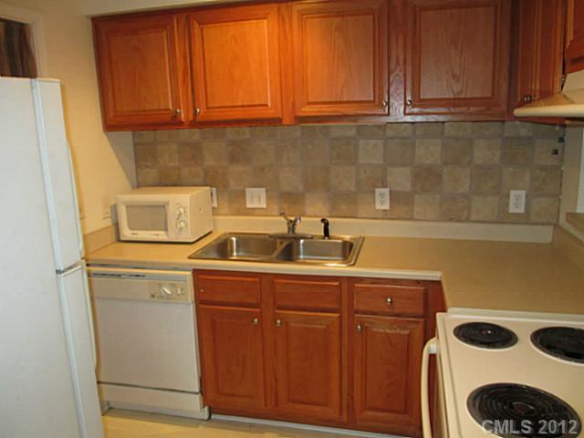 1600 Sharon Road West, Unit 12 Charlotte, NC 28210 - Photo 5 of 14