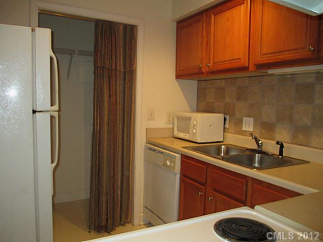 1600 Sharon Road West, Unit 12 Charlotte, NC 28210 - Photo 6 of 14