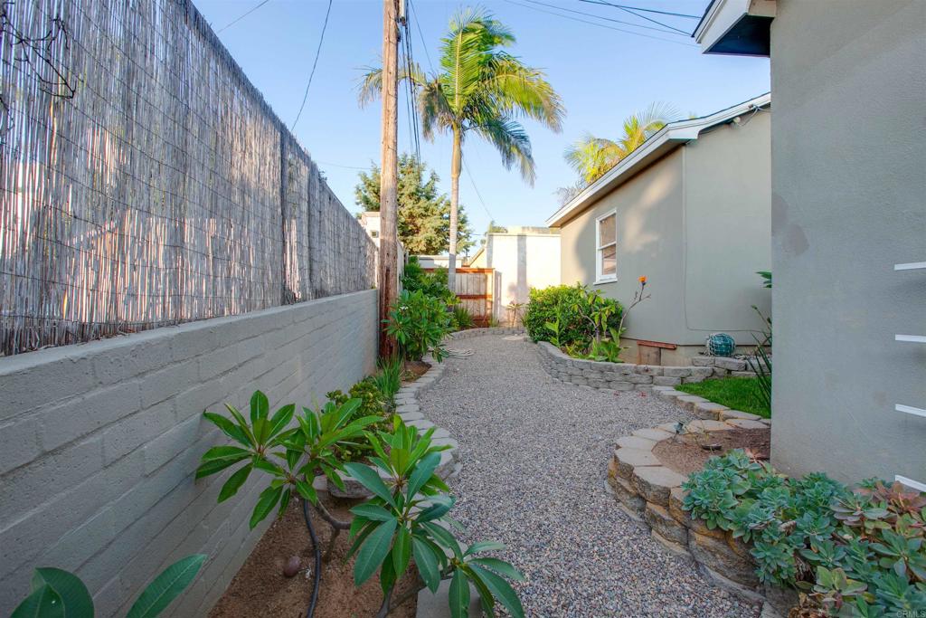 906 Leonard Avenue Oceanside, CA 92054 - Photo 50 of 53 a couple of flower plants in front of door