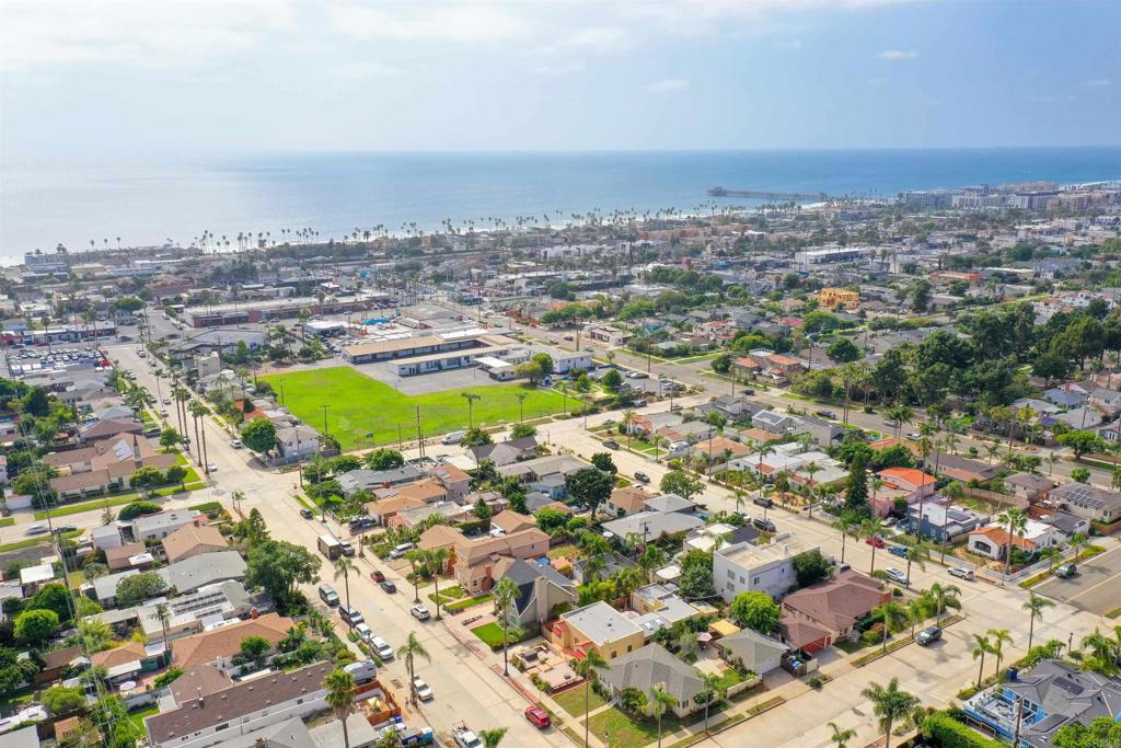 906 Leonard Avenue Oceanside, CA 92054 - Photo 51 of 53 an aerial view of a city