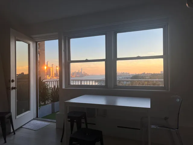 $350,000 | 6010 Boulevard East, Unit 82, West New York, NJ 07093