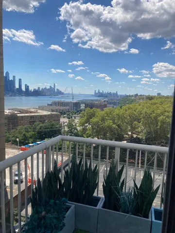 $350,000 | 6010 Boulevard East, Unit 82, West New York, NJ 07093
