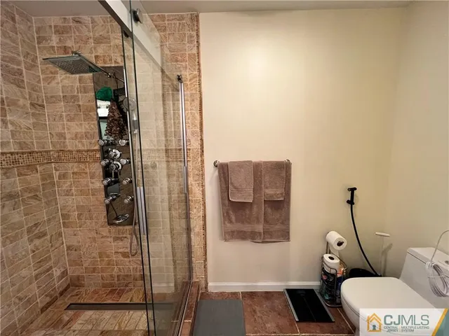 $1,450,000 | 7 Golden Pond Drive, East Brunswick, NJ 08850