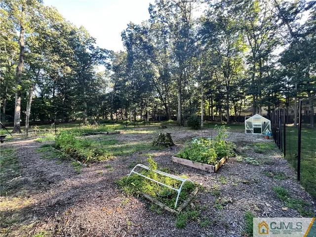 $1,450,000 | 7 Golden Pond Drive, East Brunswick, NJ 08850