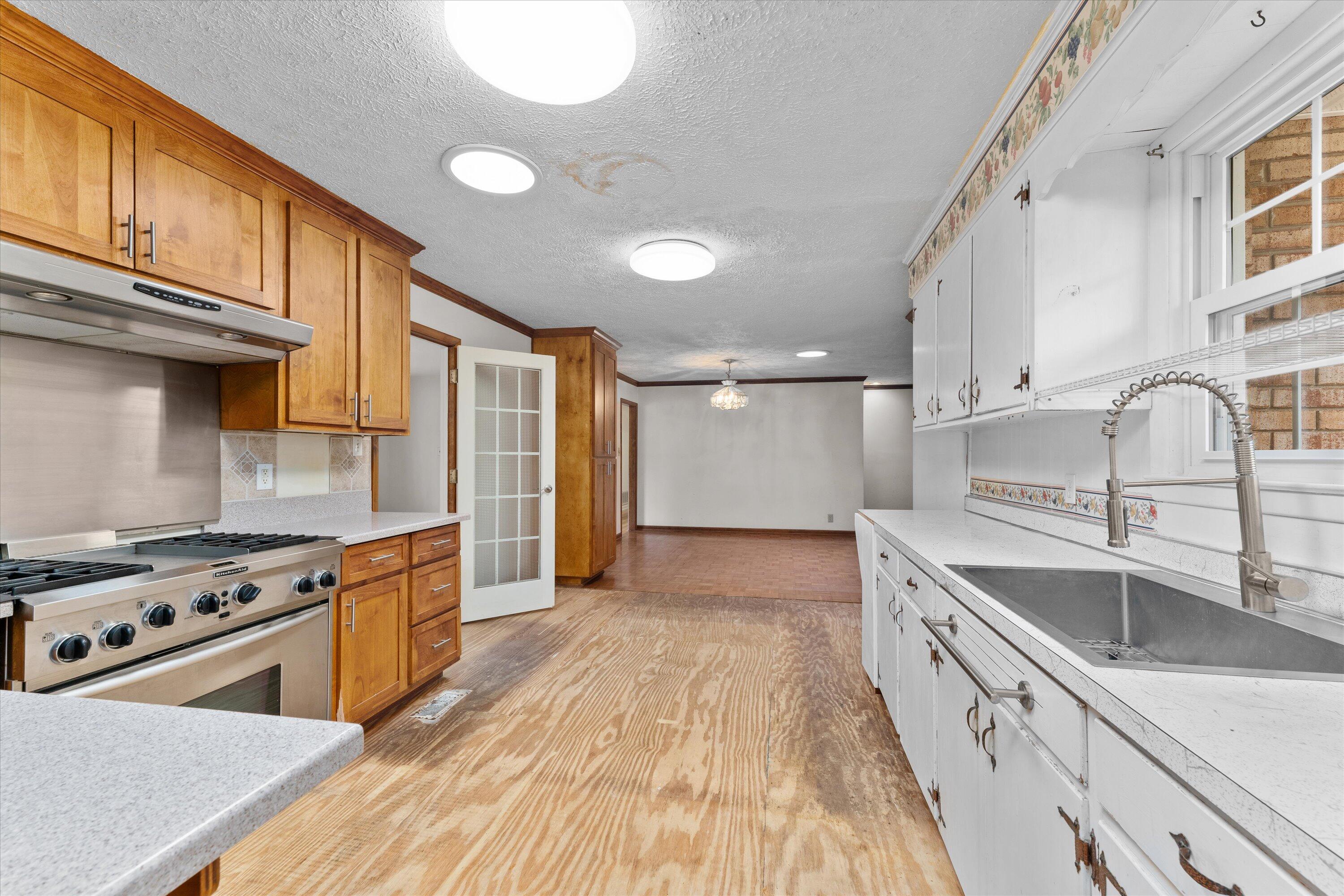 1705 Pine Log Road Aiken, SC 29803 - Photo 15 of 37 40-P1632674