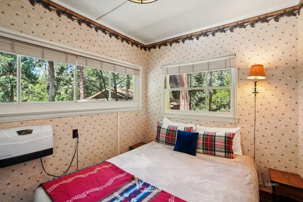 $485,000 | 55280 Circle Way, Idyllwild, CA 92549