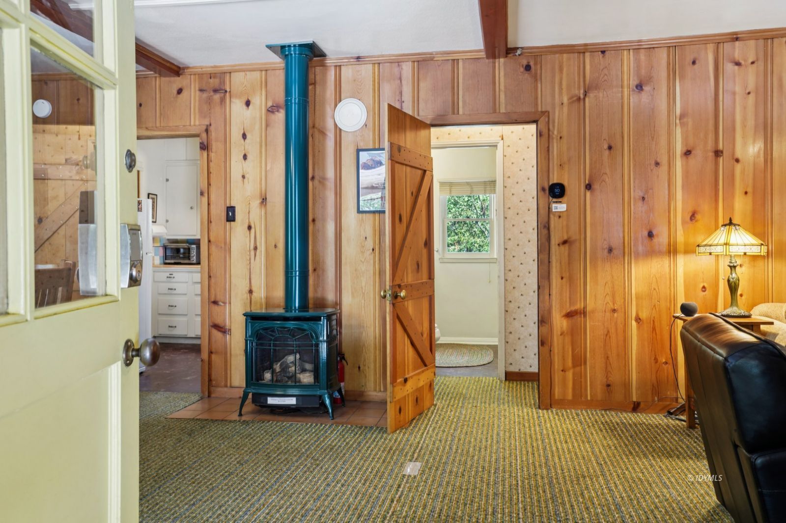 55280 Circle Way Idyllwild, CA 92549 - Photo 3 of 30 Entry