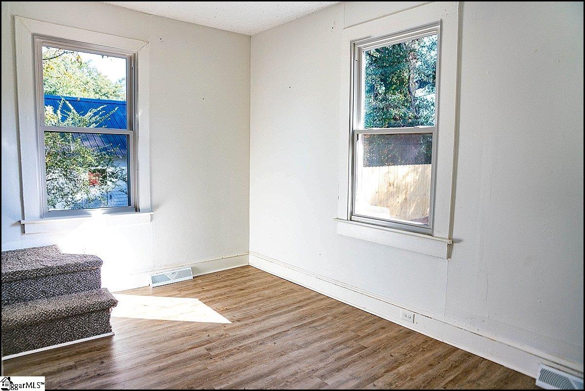 3 21st Street Greenville, SC 29611 - Photo 21 of 27