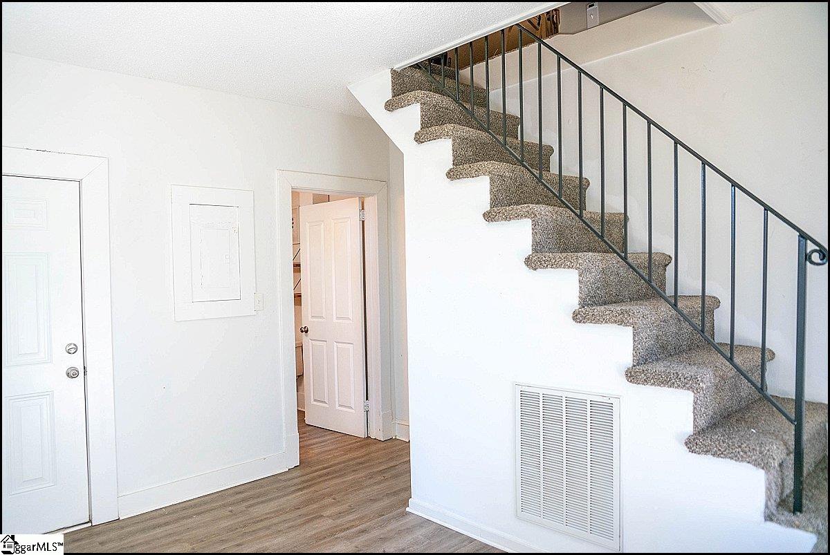 3 21st Street Greenville, SC 29611 - Photo 22 of 27
