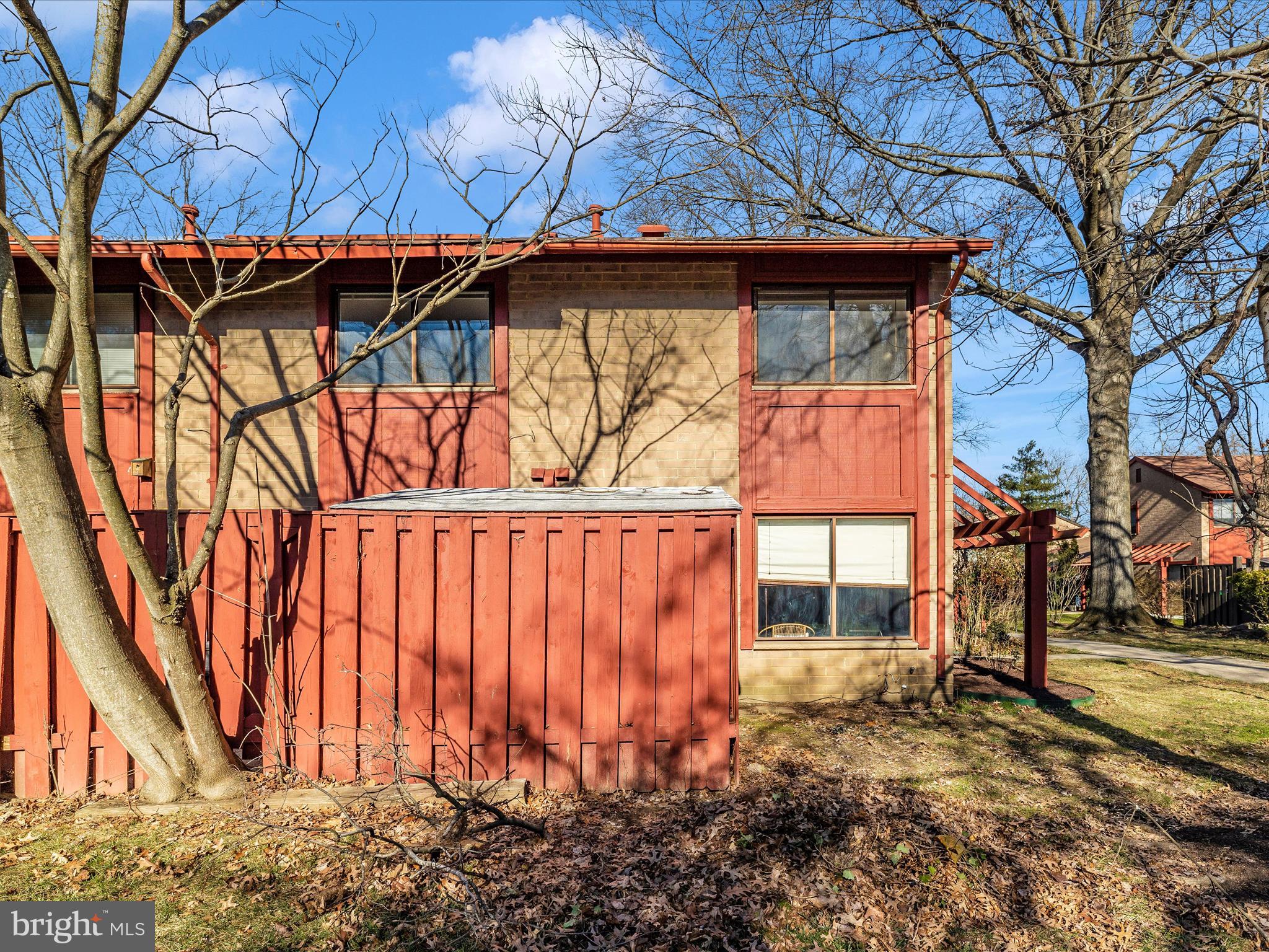 9583 Transfer Row Columbia, MD 21045 - Photo 54 of 57 Exterior Back