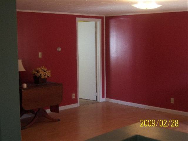 911 Georgia Road Goshen, IN 46528 - Photo 5 of 11 Gallery Image 5