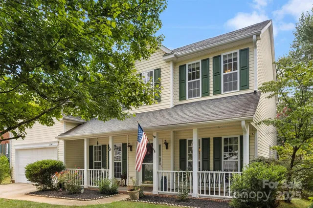 $600,000 | 17240 Georgian Hall Drive, Charlotte, NC 28277