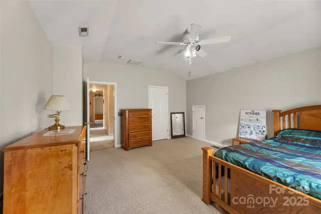 $600,000 | 17240 Georgian Hall Drive, Charlotte, NC 28277