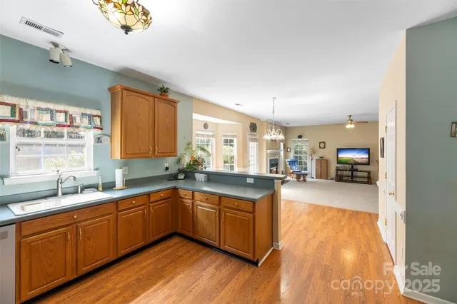 $600,000 | 17240 Georgian Hall Drive, Charlotte, NC 28277