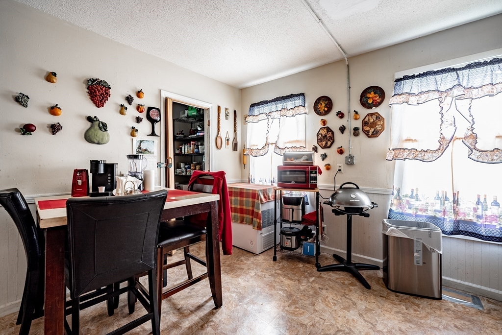 57-59 Leyfred Terrace Springfield, MA 01108 - Photo 6 of 19 Gallery Image 6