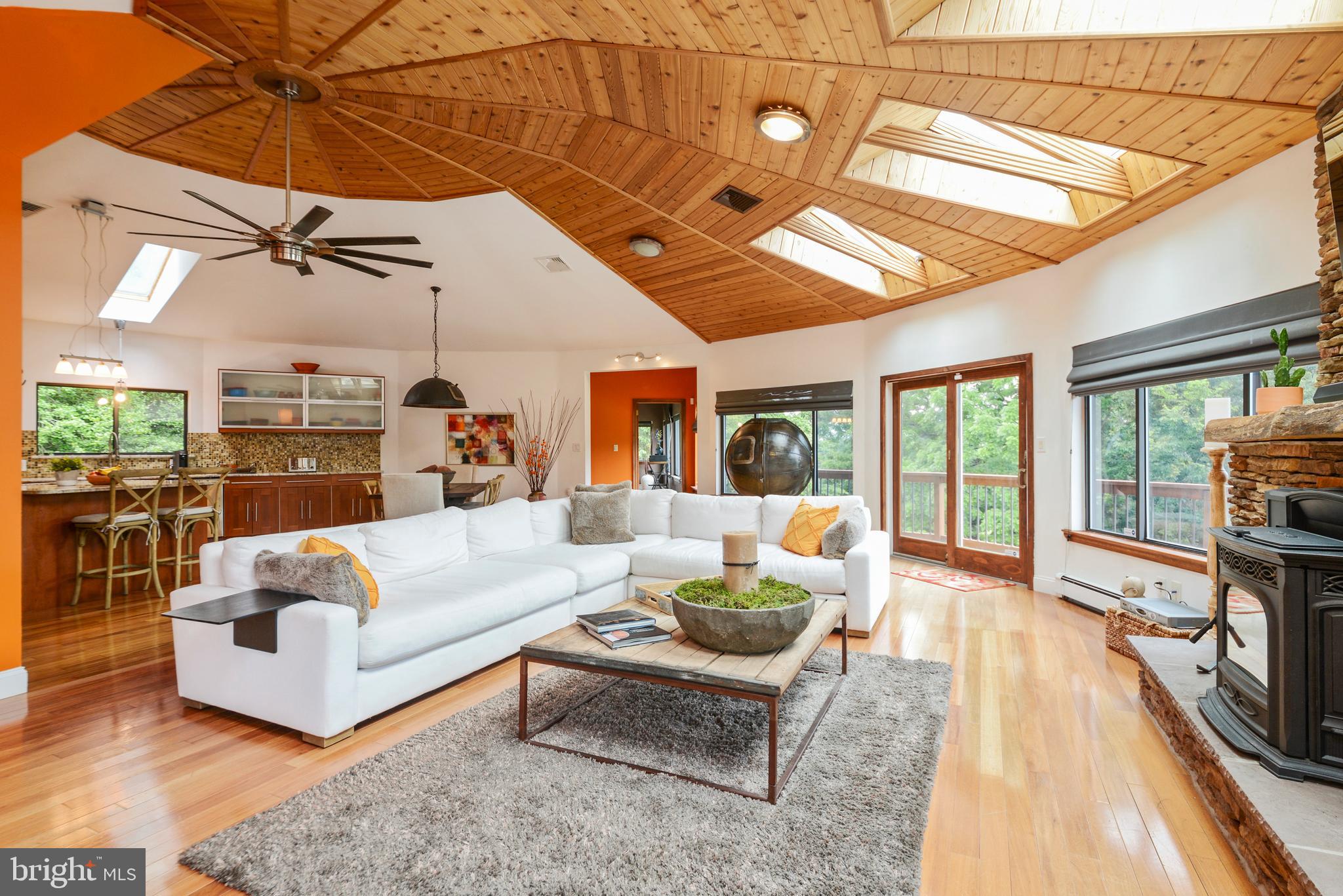 107 Valley View Road Phoenixville, PA 19460 - Photo 8 of 35 Main Floor