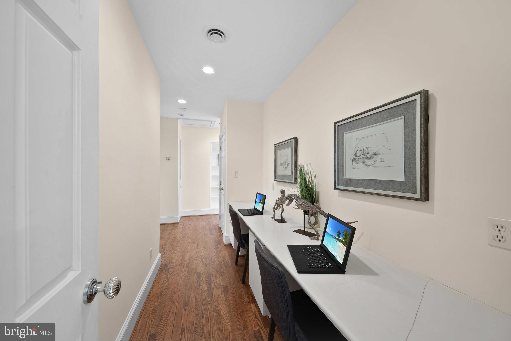 7118 Arrowood Road Bethesda, MD 20817 - Photo 46 of 59 Hallway Study