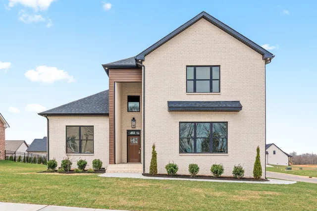 $519,900 | 830 Willowicke Drive, Clarksville, TN 37043