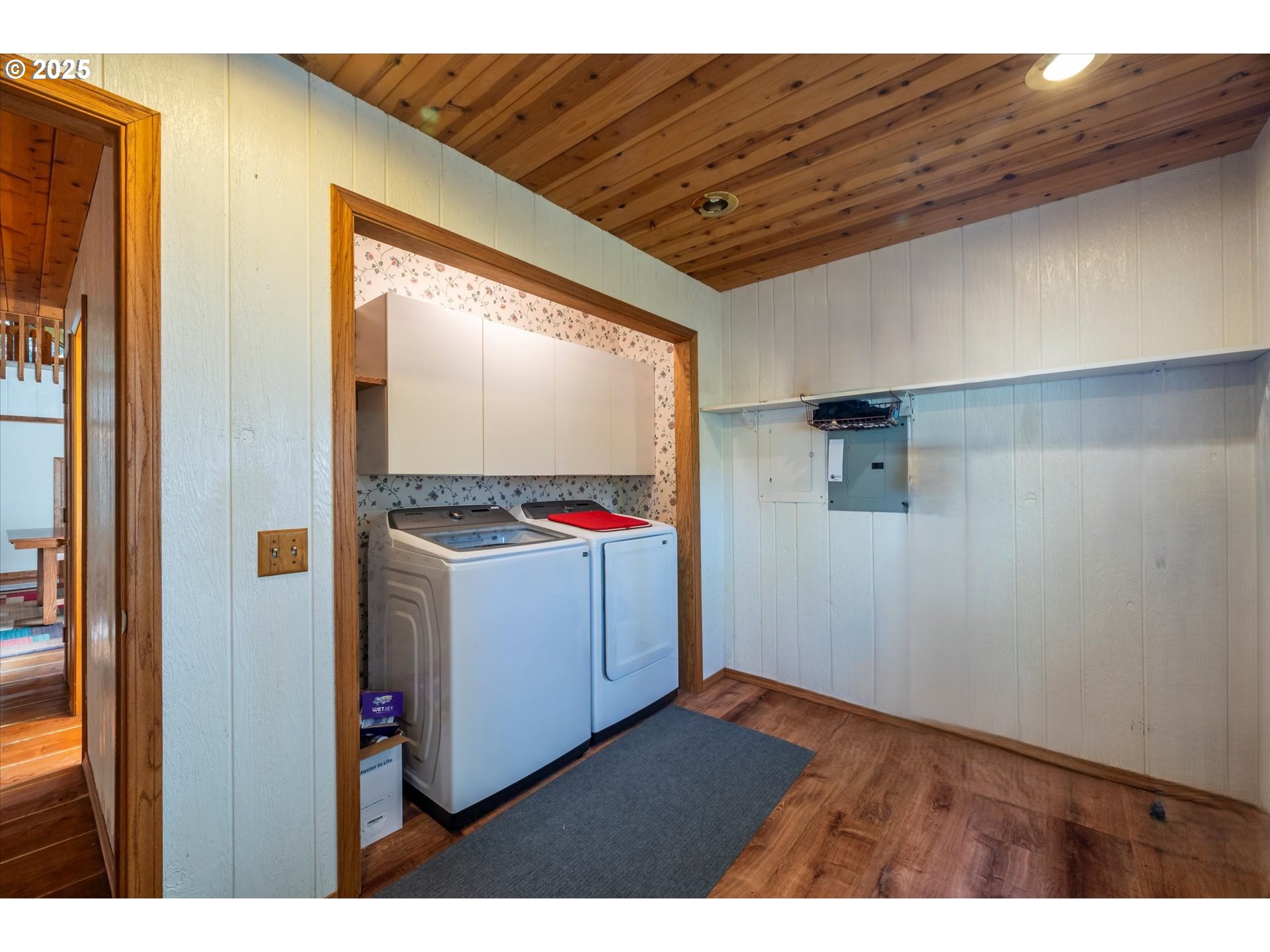 54177 Morrison Road Bandon, OR 97411 - Photo 30 of 47 a utility room with dryer and washer