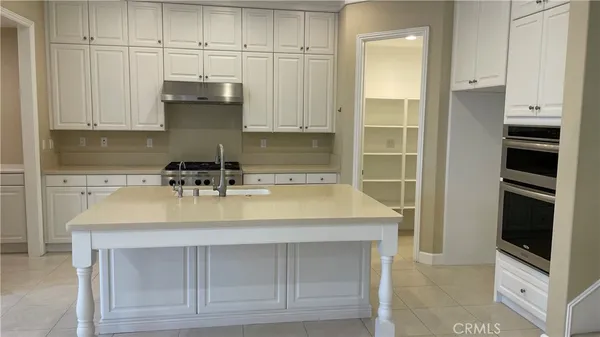 $6,500 | 71 Honeyflower, Irvine, CA 92620