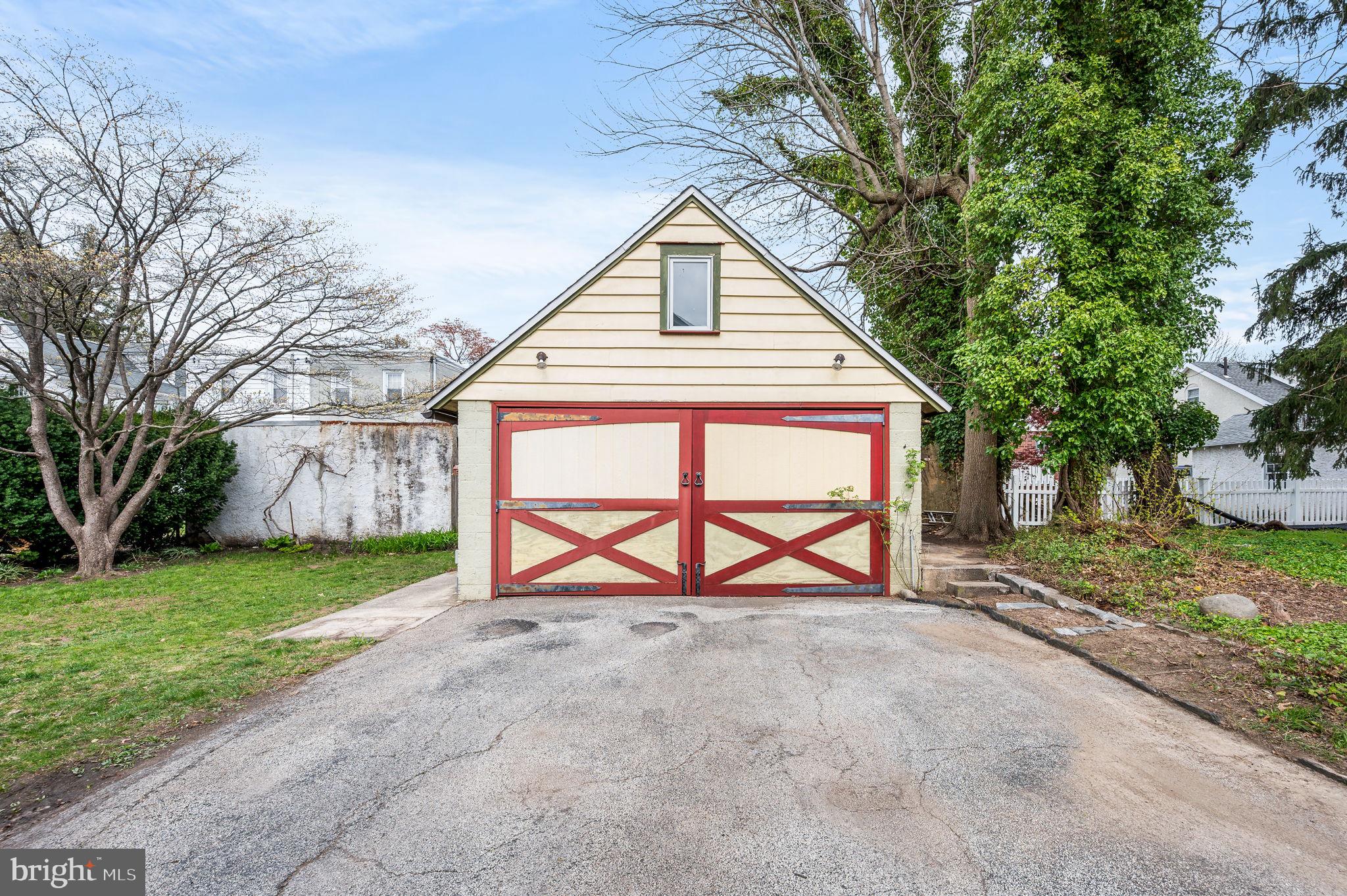 281 Wayne Avenue Lansdowne, PA 19050 - Photo 24 of 28 a view of backyard of house and trees